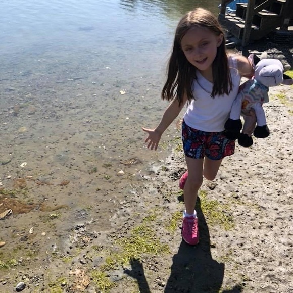 Meet your Posher, Karenmay - Picture 15 of 16